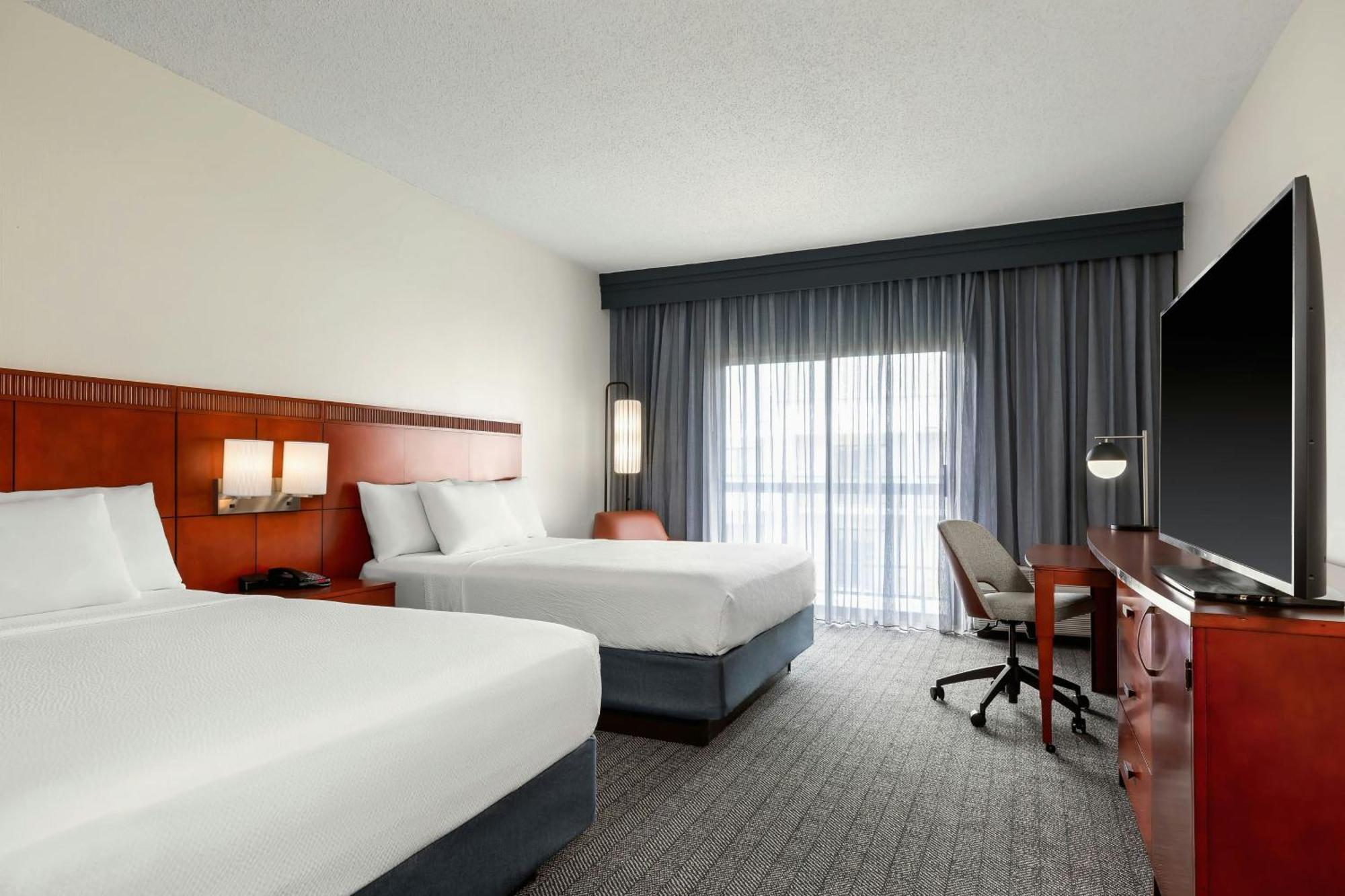 Courtyard By Marriott Minneapolis-St. Paul Airport Mendota Heights Bagian luar foto
