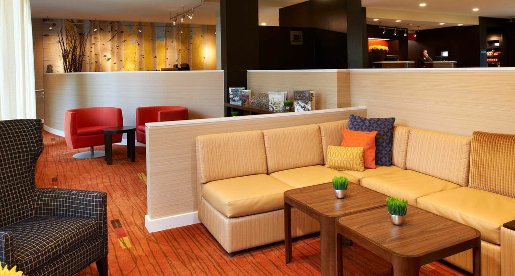 Courtyard By Marriott Minneapolis-St. Paul Airport Mendota Heights Bagian luar foto